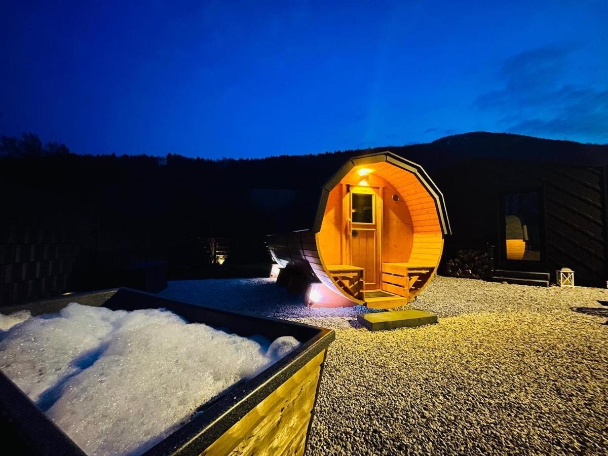 Voralpen Lodge - Ferienhaus mit Sauna&Hot Tub Traisen Exterior foto